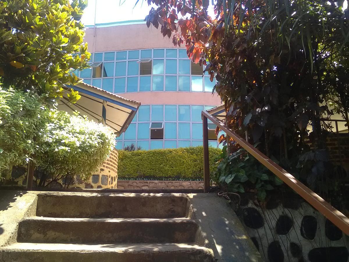 Gloria Motel Cyangugu Екстер'єр фото